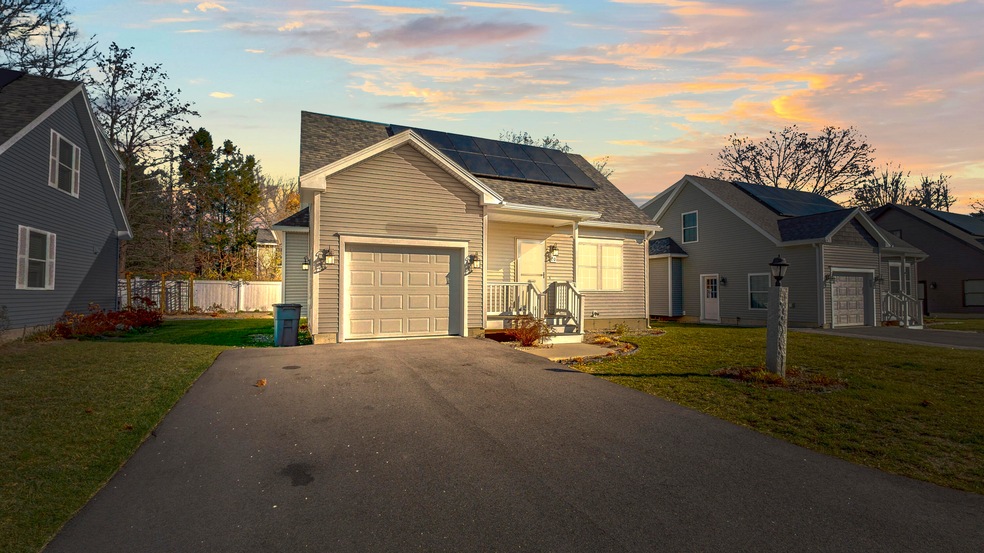 20 Settlers Way unit 20, Saco, ME 04072 - photo 1