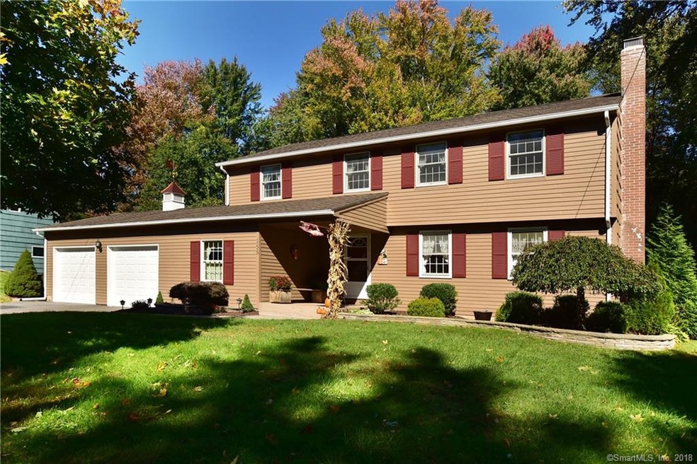 155 Alcott Dr, Windsor, CT 06095 - photo 1