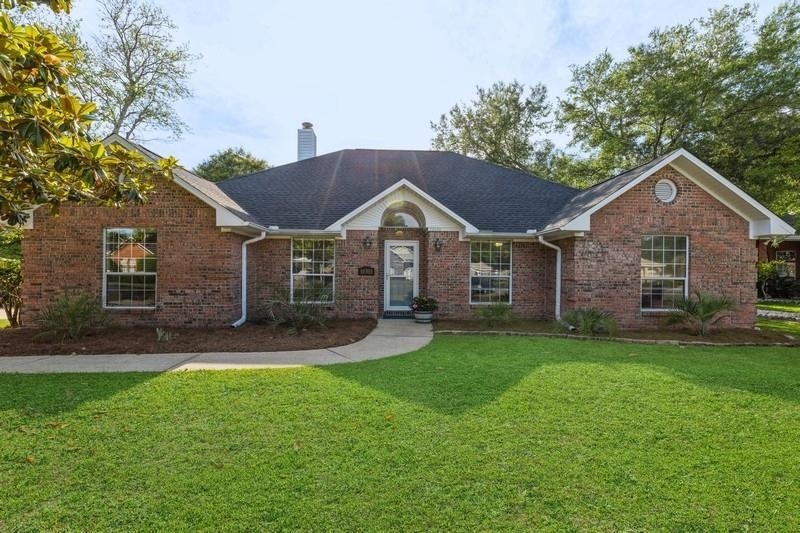 10303 Nightwind Cir, Cantonment, FL 32533 - photo 1