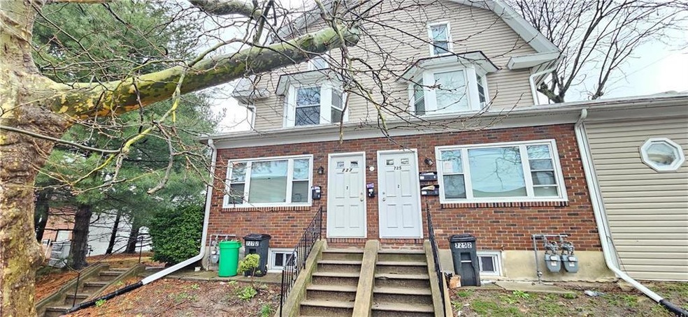 727 N Quincy St unit 2, Allentown, PA 18109 - photo 1