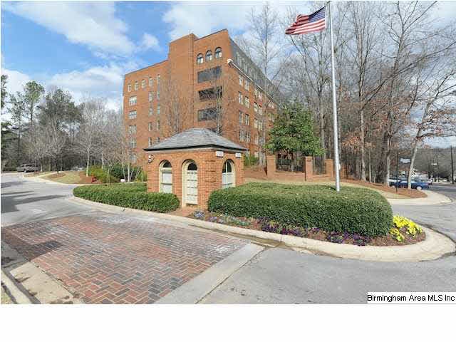 Brookhill Condominiums 2350 Montevallo Road