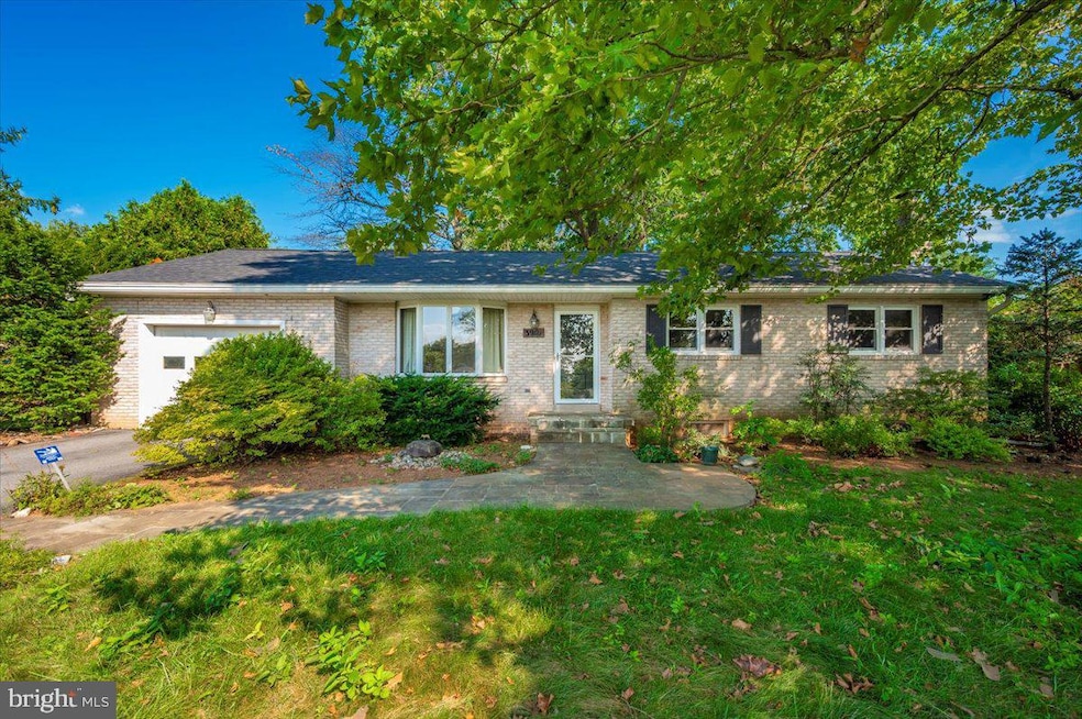 For Sale $460,000