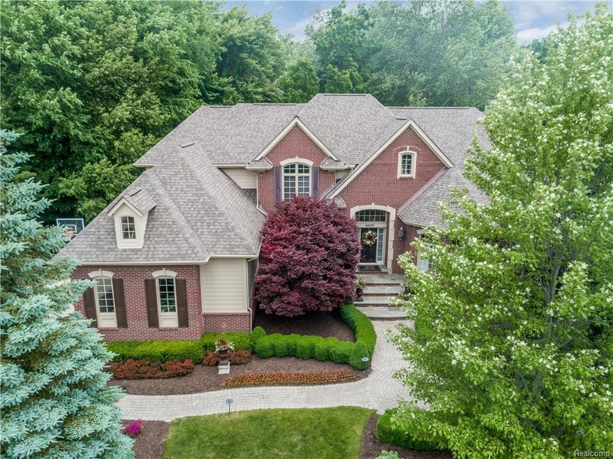 5637 Kirkridge Trail, Oakland Township, MI 48306 - photo 1