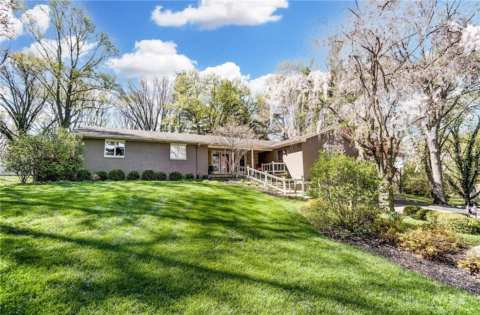 Early SUMMER Photos of 501 Marshall!