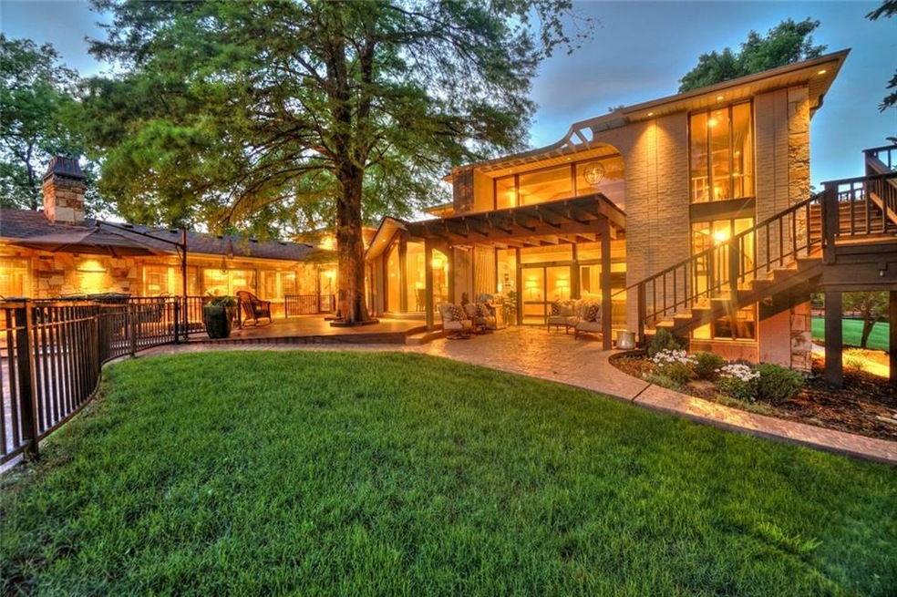 The view from all sides of the property is beautif
