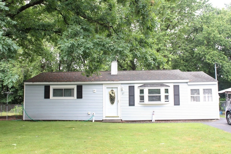 27 Silver Ave, Bellingham, MA 02019 - photo 1