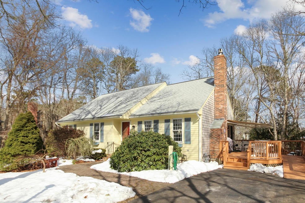 002-photo-front-view-6830374