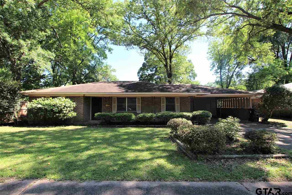 307 307 Alpine, Tyler, TX 75701 - photo 1