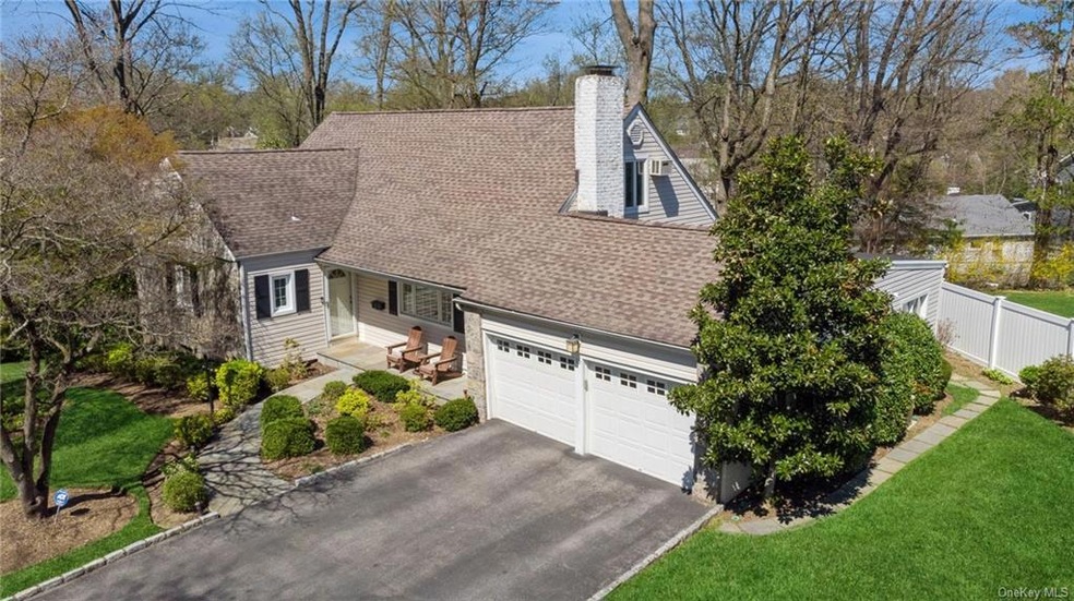 Sold $1,155,000 • Co-Listing Agent