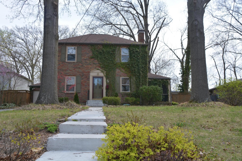 504 Crestland Ave.