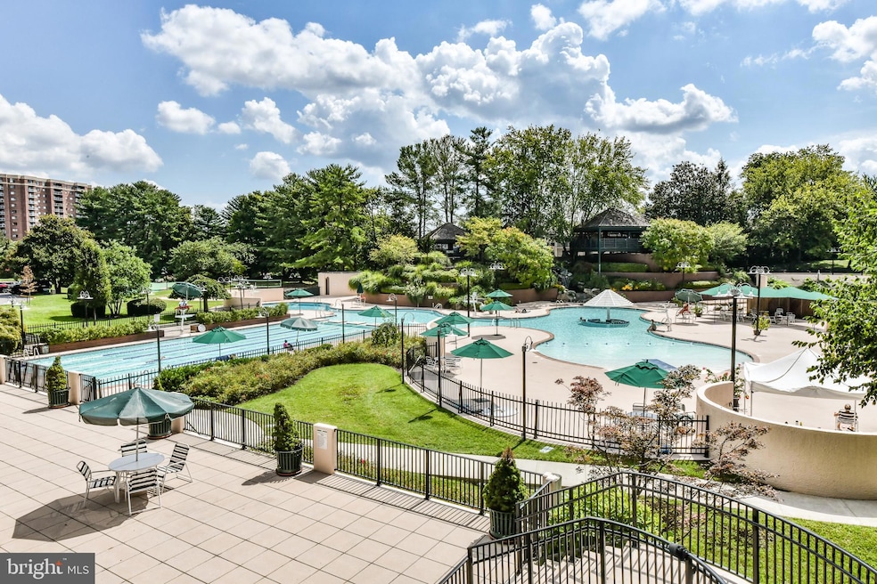 Watergate At Landmark unit 1803, Alexandria, VA 22304 - photo 1