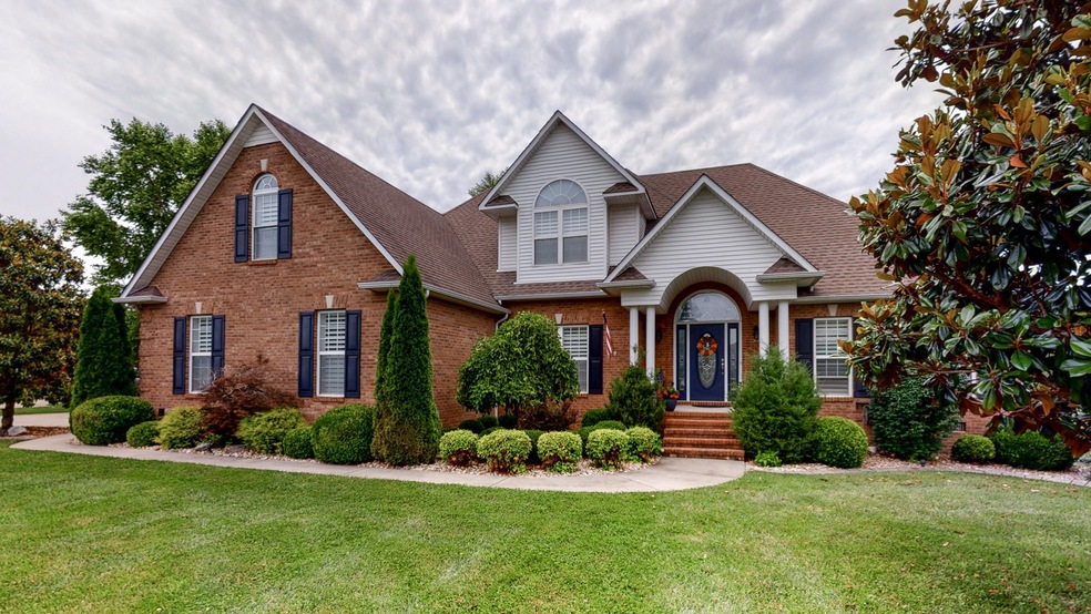 Welcome home to 472 Hunters Landing