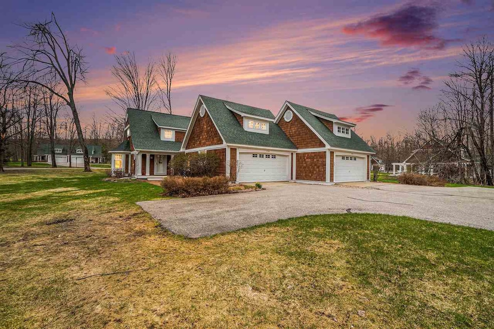 Sold $585,000