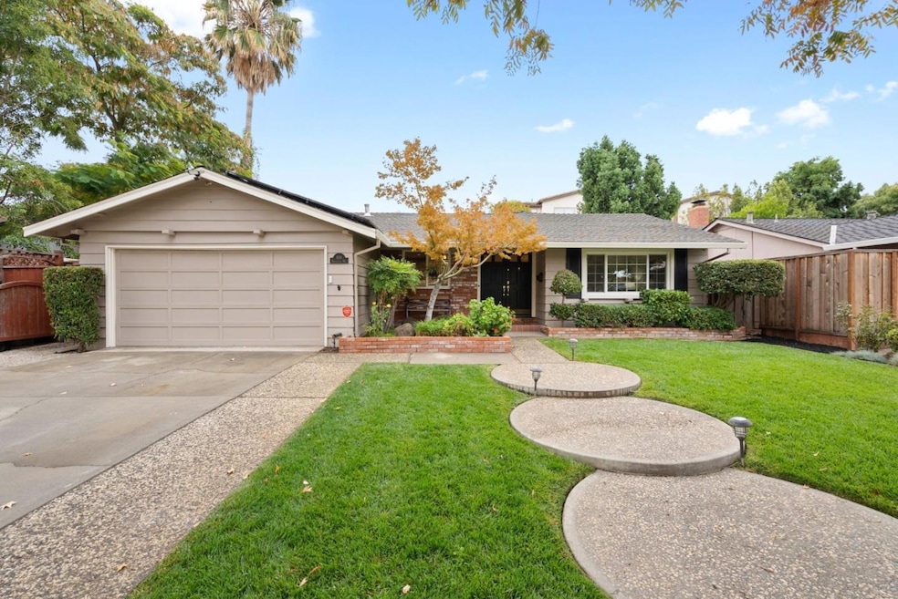 936 Knollfield Way, San Jose, CA 95136 - photo 1