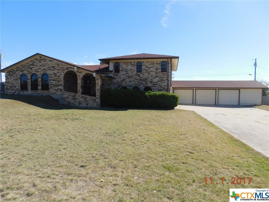 1203 Leif Cir, Copperas Cove, TX 76522 - photo 1