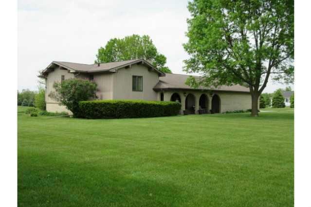 2855 Hwy S-74 S, Newton, IA 50208 - photo 1