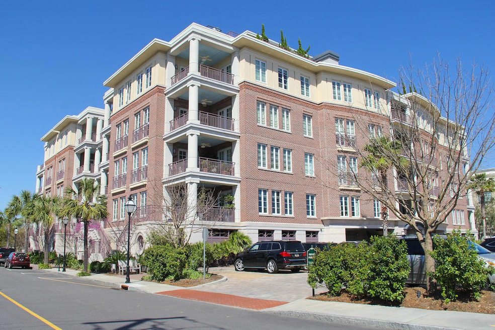 Exterior 1
