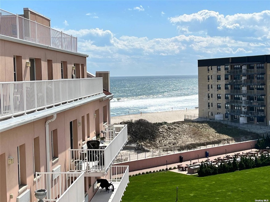 Lido Beach Towers unit PH 6L, Lido Beach, NY 11561 - photo 1
