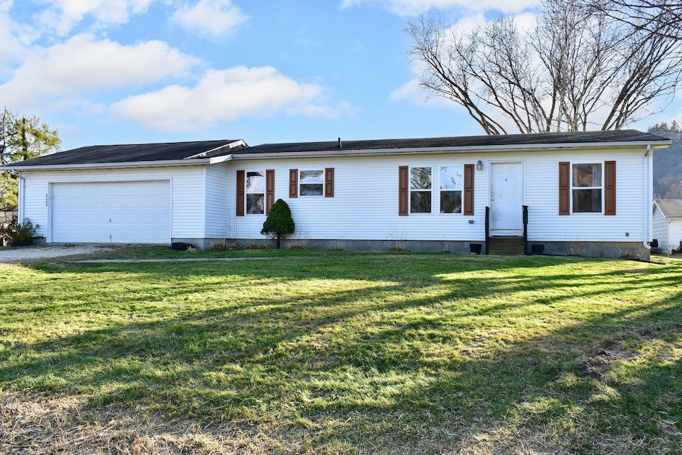 1 Front & Garage.jpg