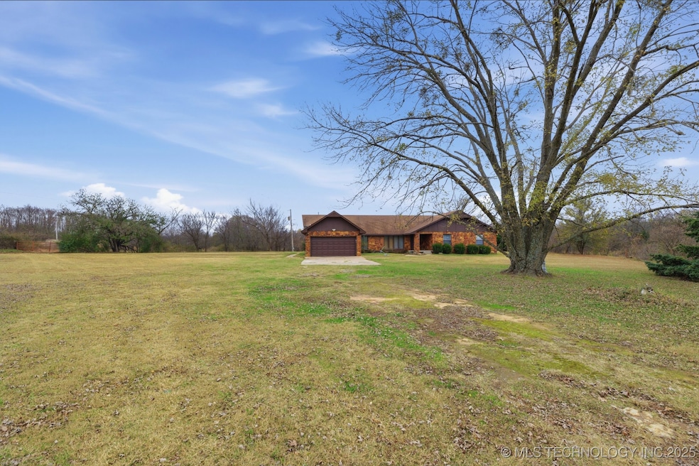 35064 W 321st St S, Bristow, OK 74010 - photo 1