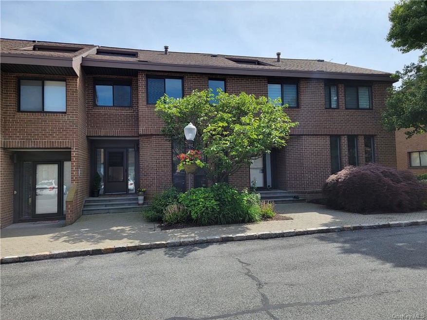 27 Waters Edge, Rye, NY 10580 - photo 1