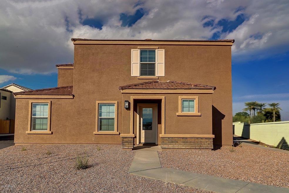 Southwest_Mohave_Rear_L_0002