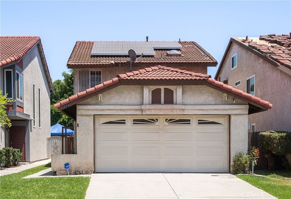 218 S Grape Ave, Compton, CA 90220 - photo 1