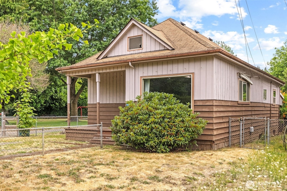 11658 42nd Ave S, Tukwila, WA 98168 - photo 1