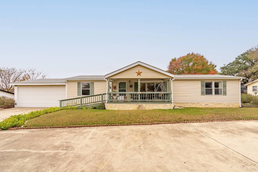 107 River Oak Dr, Ingram, TX 78025 - photo 1