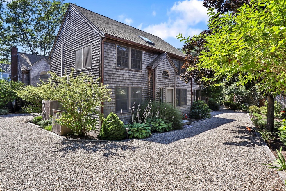 18 Miller Hill Rd unit 13, Provincetown, MA 02657 - photo 1