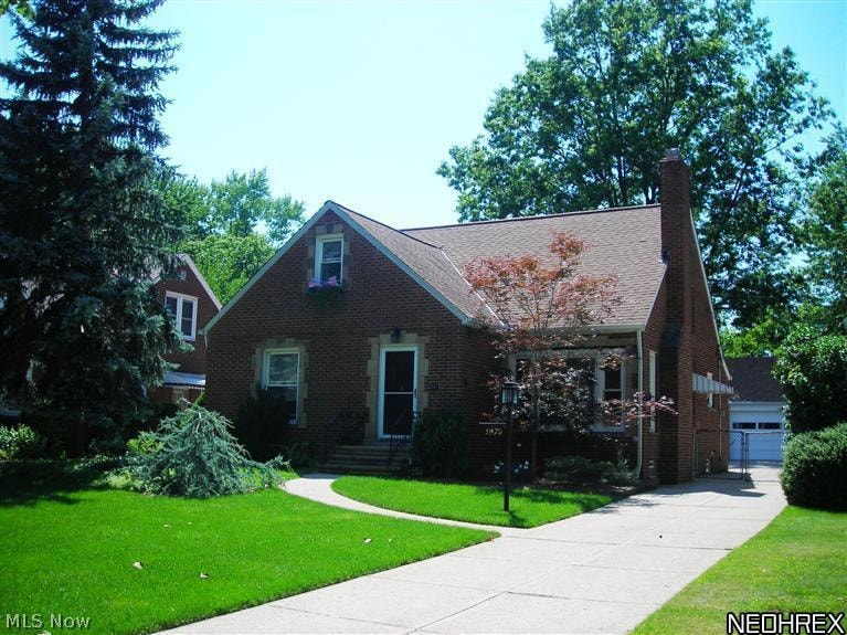 1976 E 228th St, Euclid, OH 44117 - photo 1