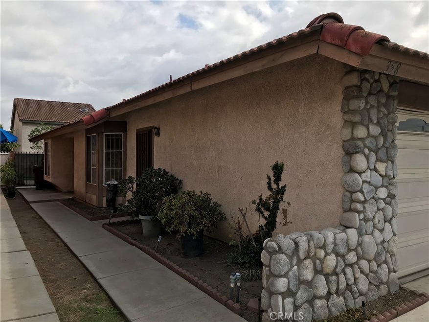 358 S Grape Ave, Compton, CA 90220 - photo 1