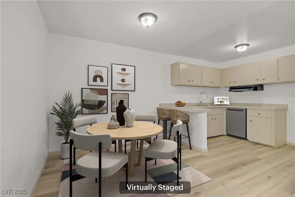 “virtually staged”