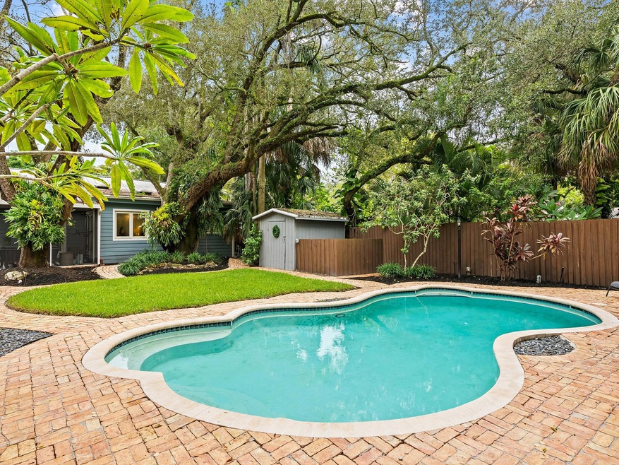 825 SW 4th Ct, Fort Lauderdale, FL 33312 - photo 1