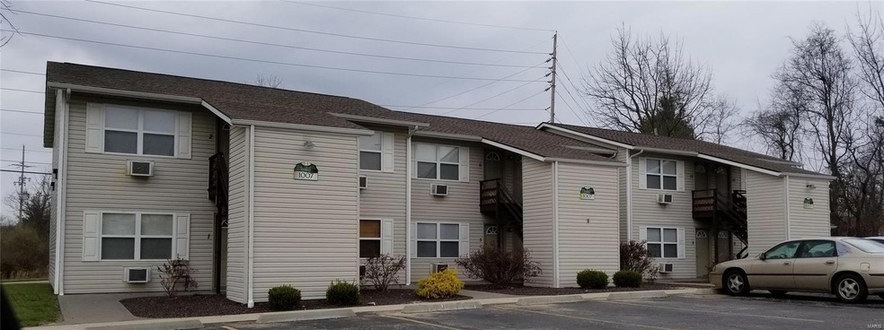 1007 W Columbia St, Farmington, MO 63640 - photo 1