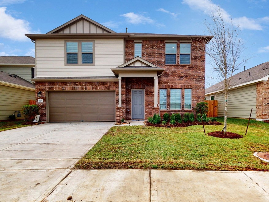 1235 Steed Bluff Dr, Alvin, TX 77511 - photo 1