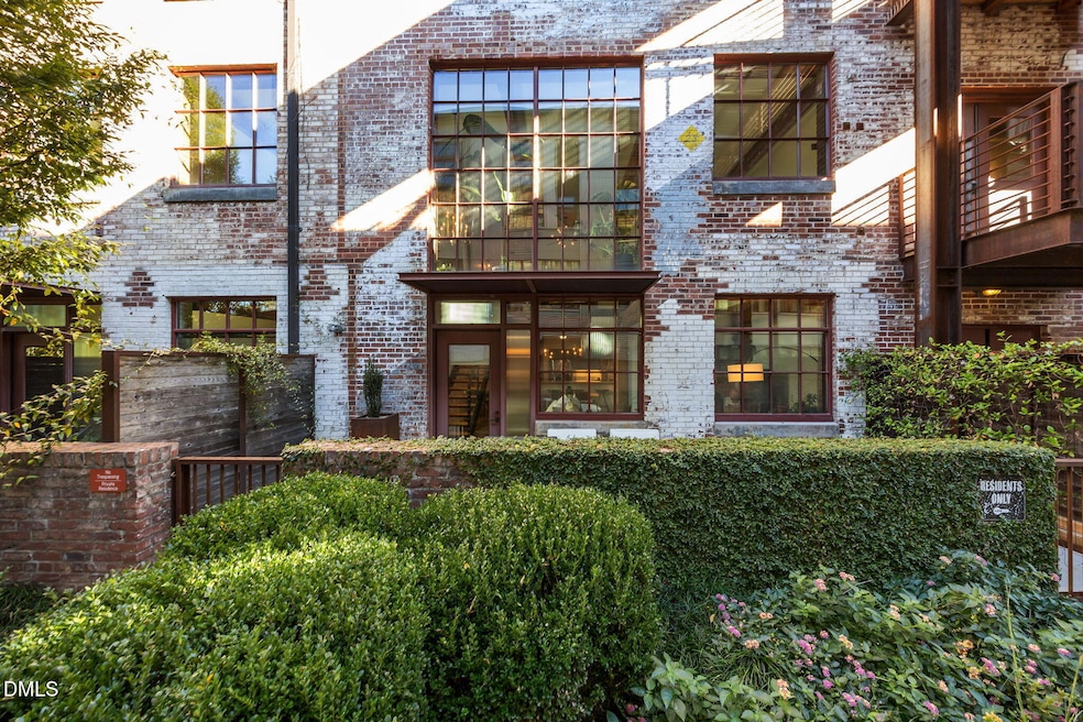 For Sale $525,000 • Co-Listing Agent