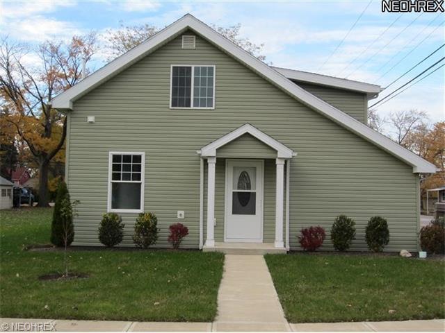 4397 Tennyson Ave, Sheffield Lake, OH 44054 - photo 1