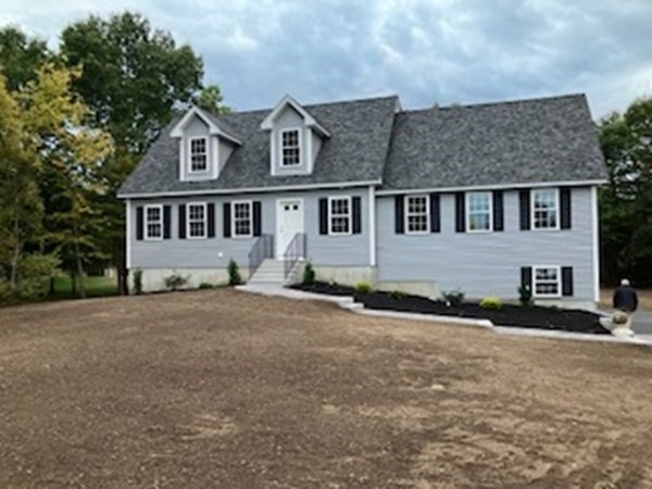 1922 Shirley Rd, Lancaster, MA 01523 - photo 1