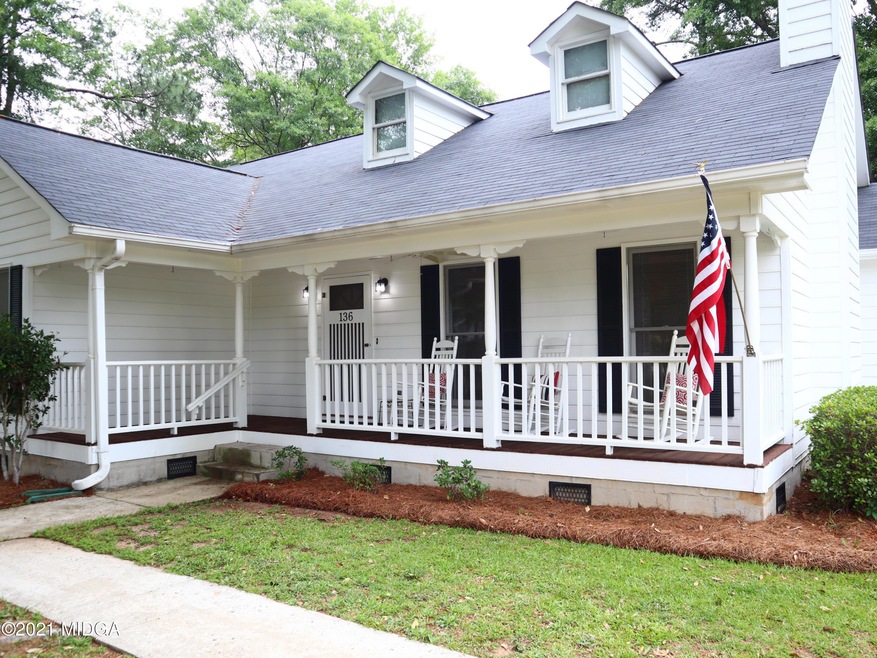 2 Front Porch