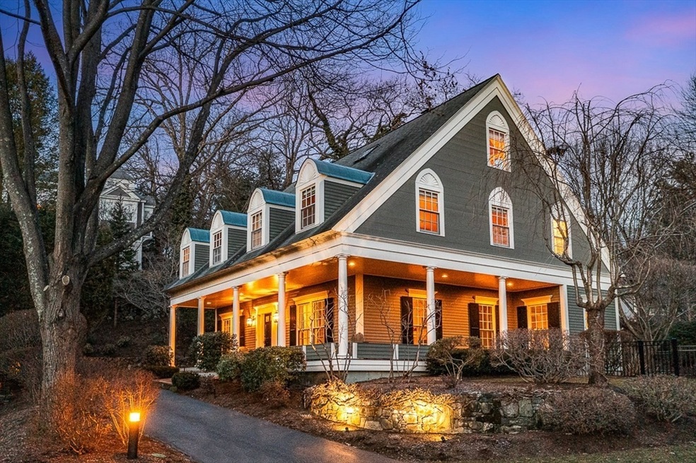 31 Brooks St, Winchester, MA 01890 - photo 1