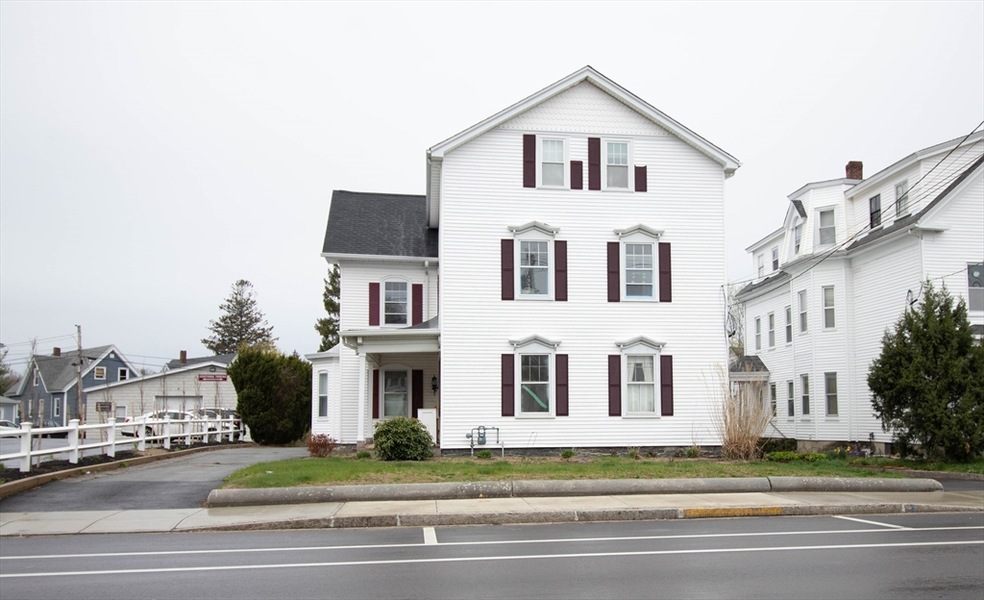 84 Broadway, Taunton, MA 02780 - photo 1