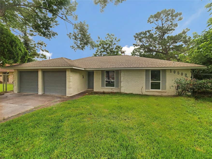 10502 Woodwick St, Houston, TX 77016 - photo 1