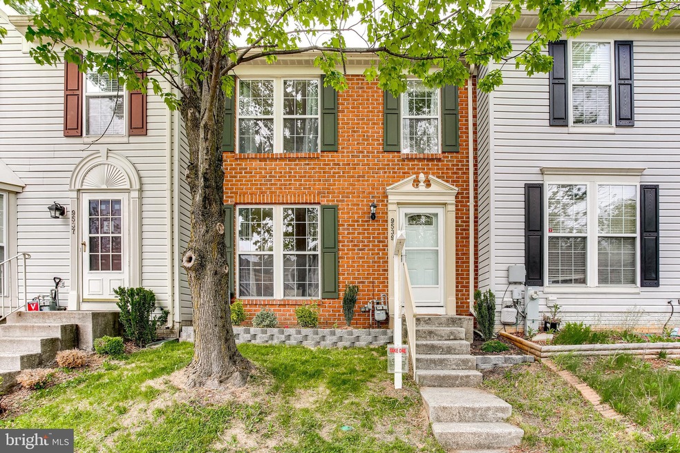 9539 Oakhurst Dr, Columbia, MD 21046 - photo 1