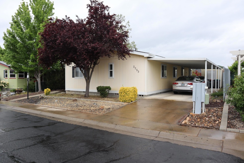 2253 Evan Way (1)