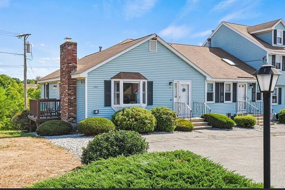 247 Broadway Rd unit 31, Dracut, MA 01826 - photo 1