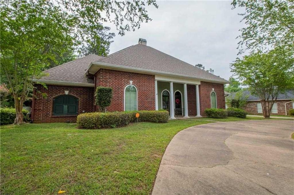 127 Sweetwater Rim, Pineville, LA 71360 - photo 1