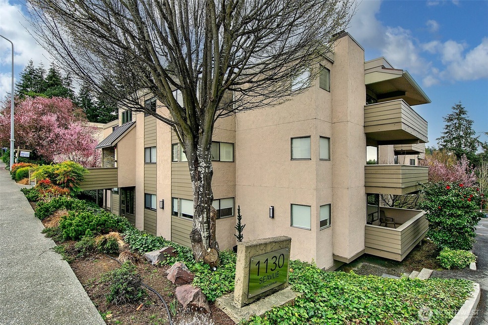 1130 5th Ave S unit 103, Edmonds, WA 98020 - photo 1