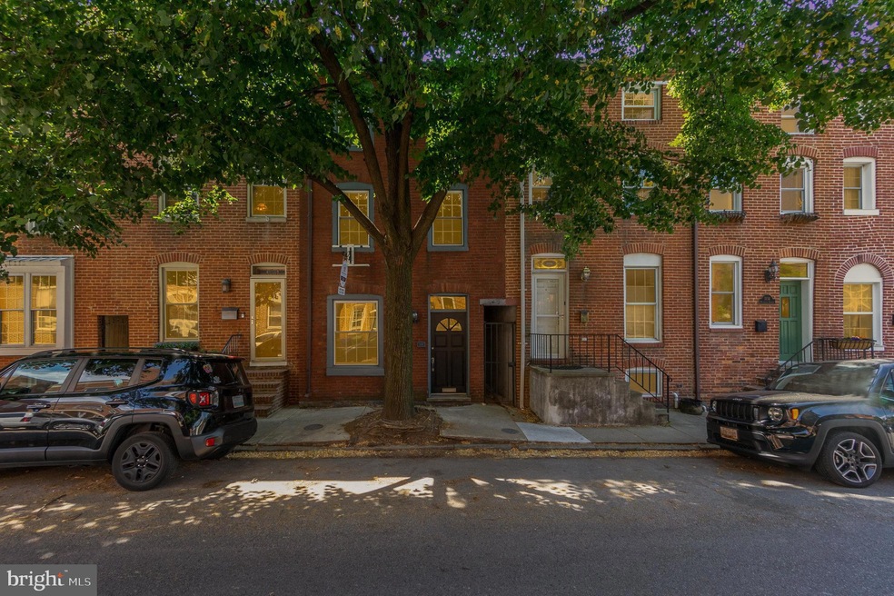 1118 Riverside Ave, Baltimore, MD 21230 - photo 1