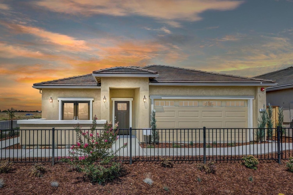For Sale $525,355 • Co-Listing Agent